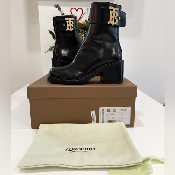 BURBERRY Monogram Motif Leather Block-heel Boots - Picture 2 of 12